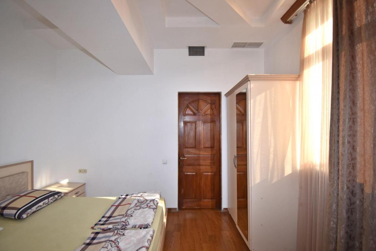 Abovyan Street 16, Apartment No 24 Erivan Dış mekan fotoğraf