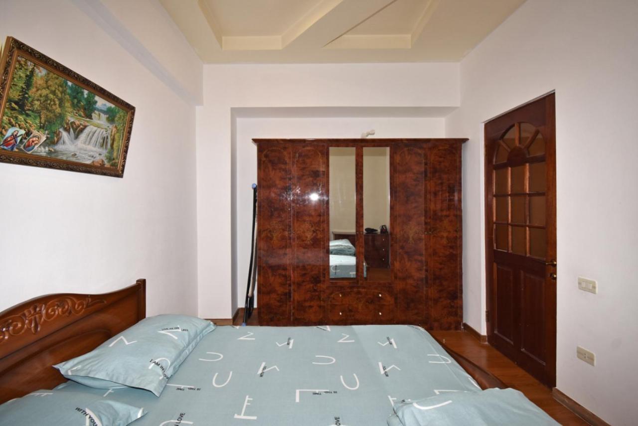 Abovyan Street 16, Apartment No 24 Erivan Dış mekan fotoğraf