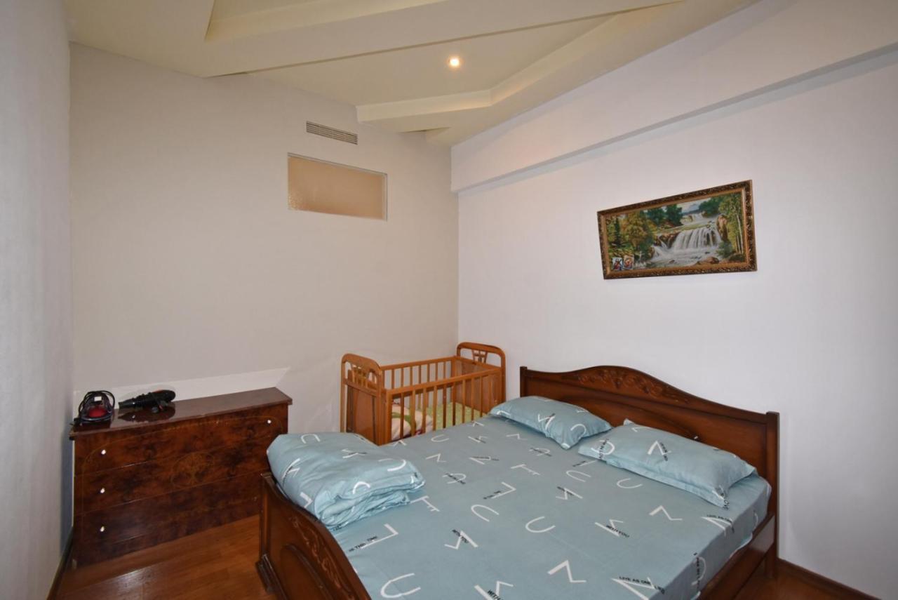 Abovyan Street 16, Apartment No 24 Erivan Dış mekan fotoğraf